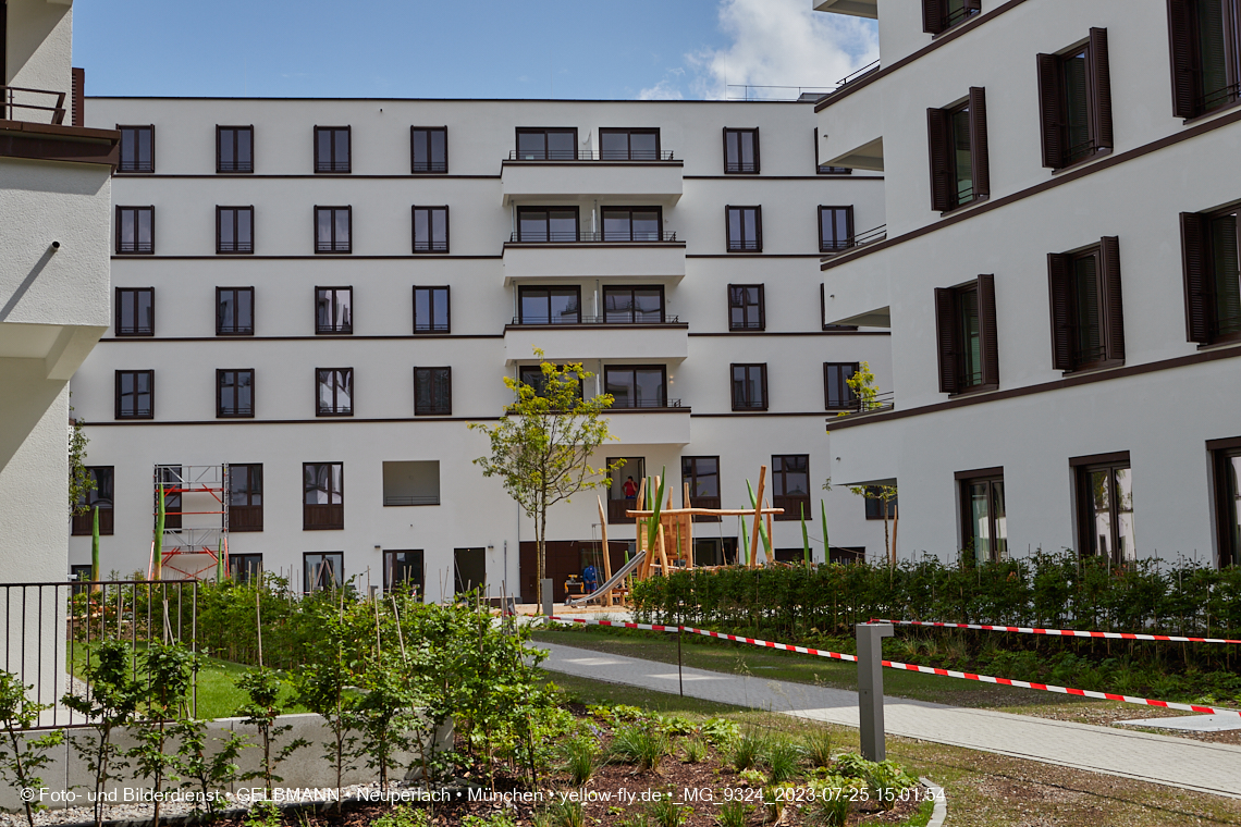 25.07.2023 - Rundgang im Alexisquartier in Neuperlach